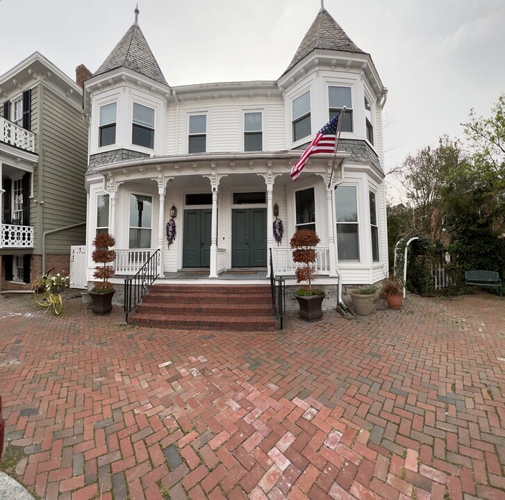 330 Middle St, Unit 2 in Portsmouth, VA - Building Photo