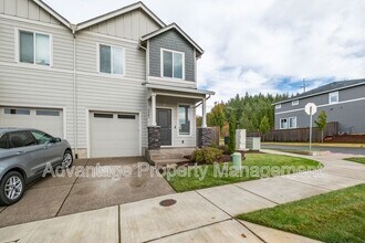 5587 NW Torchcrest Pl in Corvallis, OR - Building Photo - Building Photo