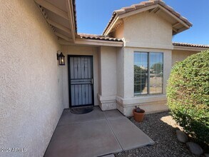 3954 Cll Roca in Sierra Vista, AZ - Foto de edificio - Building Photo