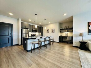 2603 N Fry Rd, Unit B1 in Katy, TX - Foto de edificio - Building Photo