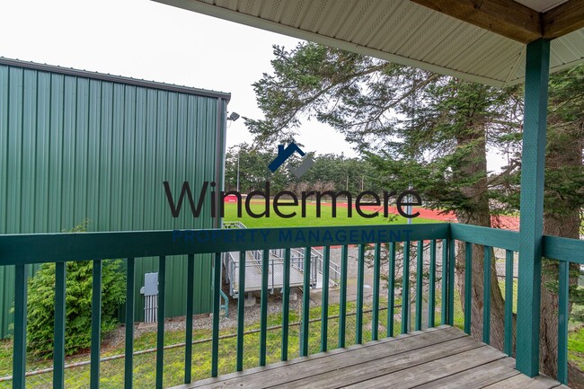 property at 106 S Main St