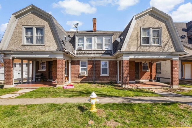 property at 28 Parkwood Blvd