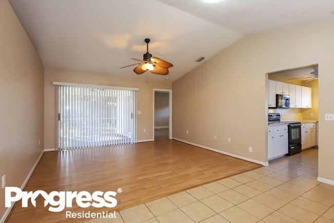 4208 76th Dr E in Sarasota, FL - Building Photo - Building Photo