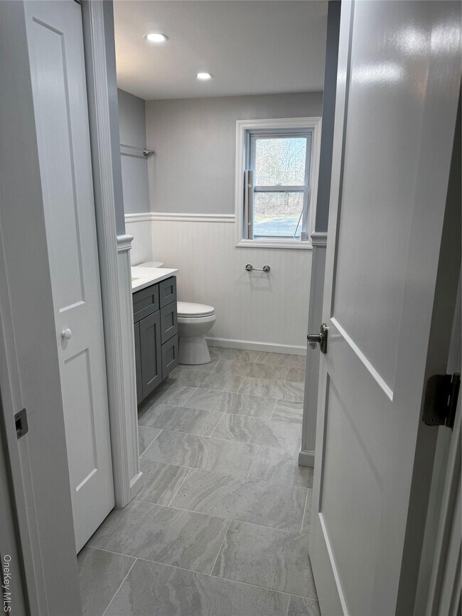 8064 Albany Post Rd in Red Hook, NY - Building Photo - Building Photo