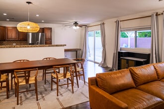 46705 Washington St in La Quinta, CA - Building Photo - Building Photo