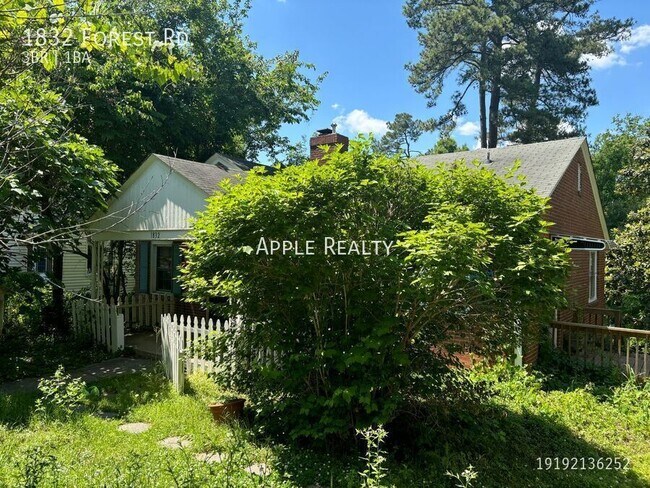 1832 Forest Rd in Durham, NC - Building Photo - Building Photo