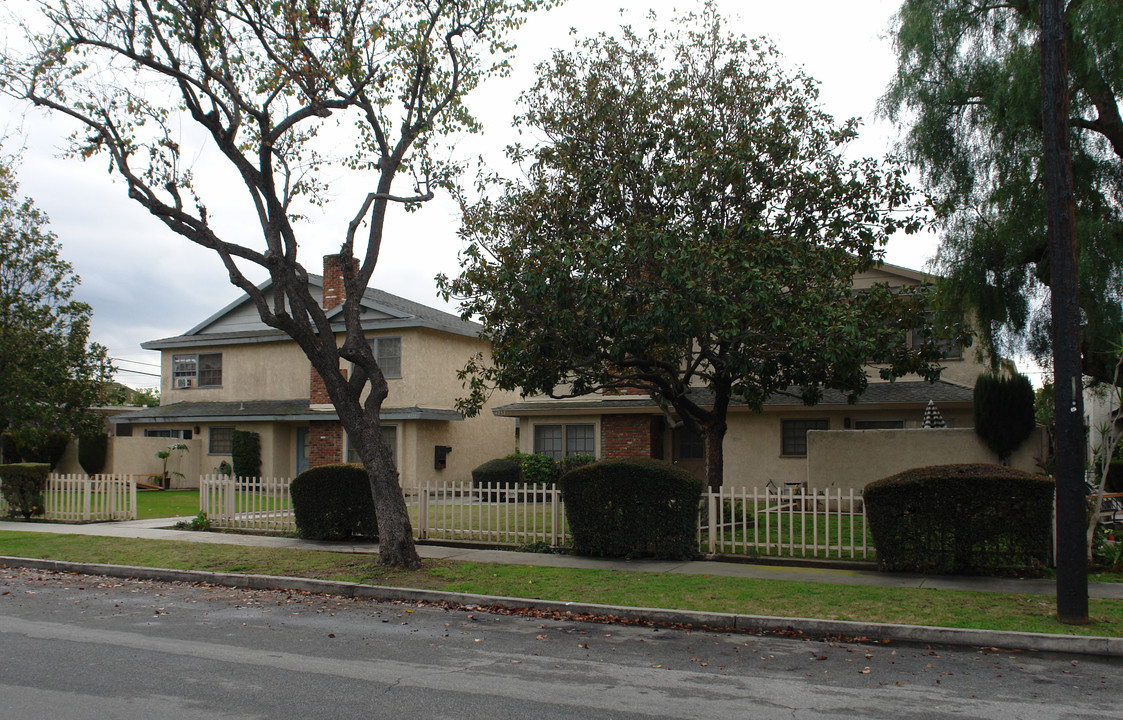 4212-4222 Howard Ave in Los Alamitos, CA - Building Photo