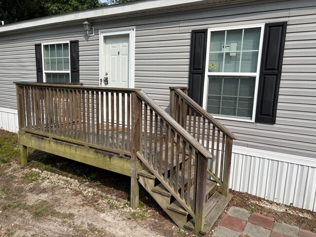 property at 516 Oak Ave