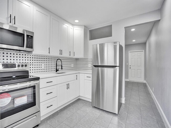property at 951 SW 30th St