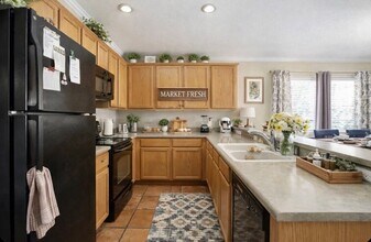 7825 W San Miguel Ave in Glendale, AZ - Building Photo - Building Photo