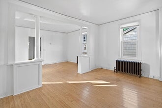 727 W Court St in Ithaca, NY - Building Photo - Building Photo