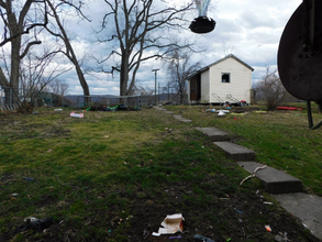 1413 Cambria Ave in Connellsville, PA - Building Photo - Building Photo