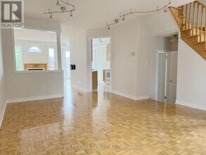 78 Peninsula Crescent in Richmond Hill, ON - Building Photo - Building Photo