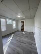 1072 Ellicott St, Unit 1 in Buffalo, NY - Building Photo - Building Photo