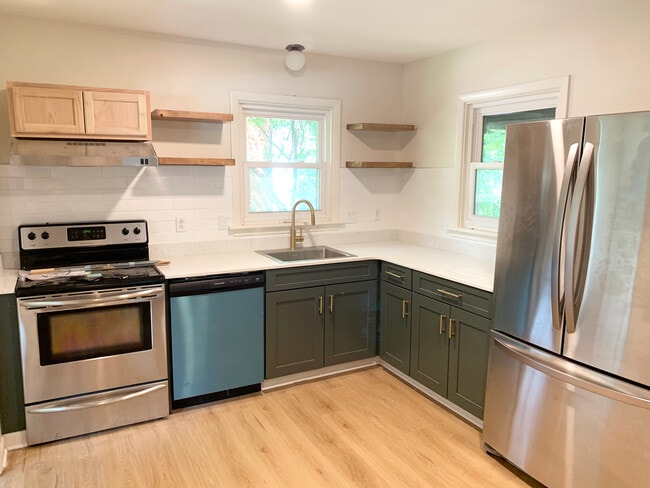 4628 Patterson Ave in Richmond, VA - Building Photo - Building Photo