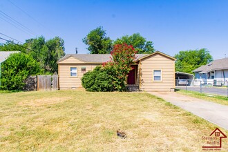 1708 NW 15th St in Lawton, OK - Building Photo - Building Photo