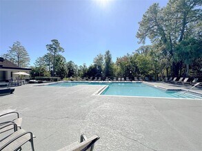 5124 Conroy Rd in Orlando, FL - Foto de edificio - Building Photo
