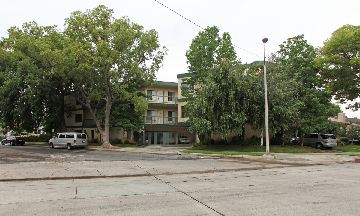 1441 N Edison Blvd in Burbank, CA - Building Photo