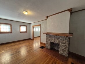 412 Knecht Dr in Dayton, OH - Building Photo - Building Photo