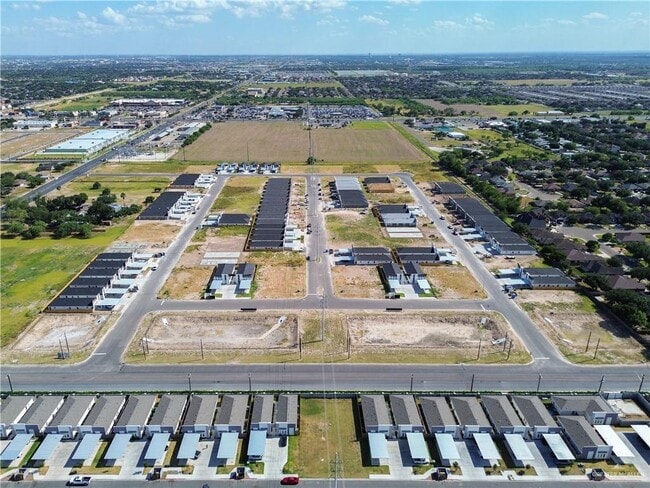 5 N Alexandrite Ave in Edinburg, TX - Building Photo - Building Photo