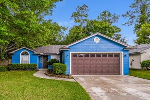 2931 Biloxi Trail in Middleburg, FL - Building Photo