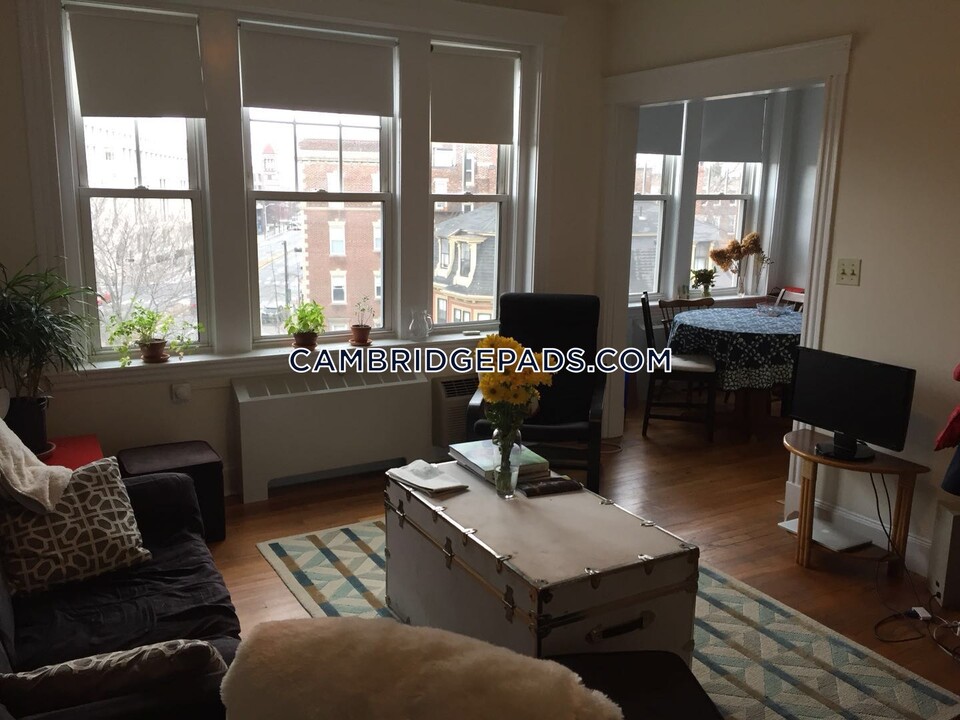 1 Langdon St in Cambridge, MA - Building Photo