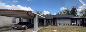 8231 St Lo Rd in Houston, TX - Building Photo