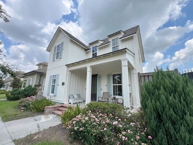 property at 1271 Rockport St