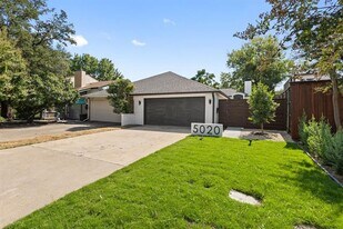 5020 Thunder Rd in Dallas, TX - Building Photo