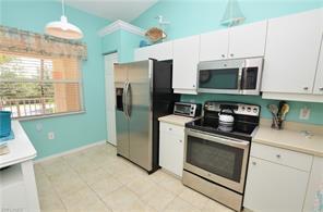 6605 Huntington Lakes Cir-Unit -204 in Naples, FL - Building Photo - Building Photo