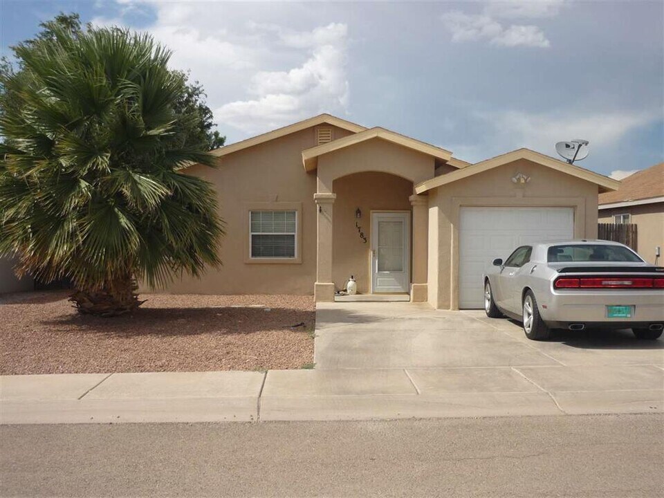1783 Margarita Loop in Alamogordo, NM - Building Photo