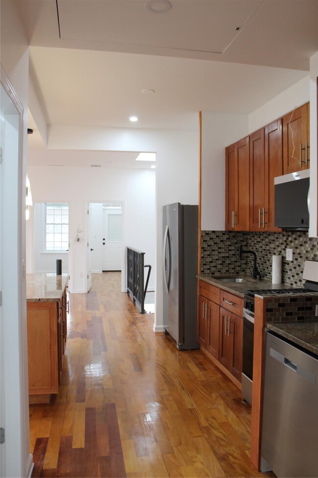953 Thomas S Boyland St in Brooklyn, NY - Building Photo - Building Photo