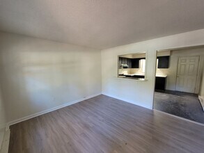 135 Aunt Mary Ave in Greensboro, NC - Building Photo - Building Photo