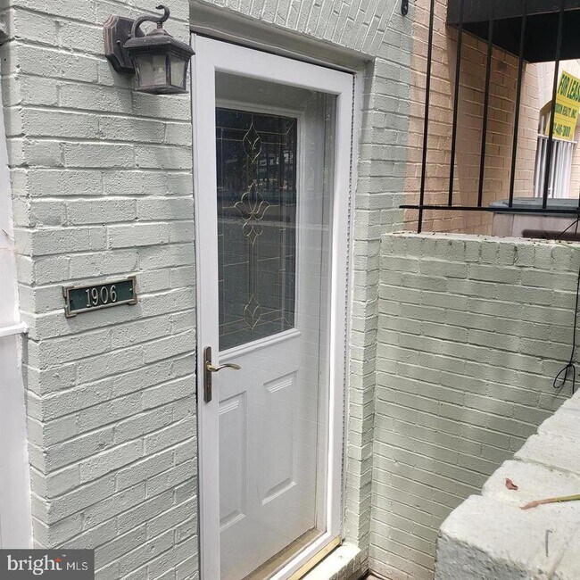 property at 1906 17th St NW