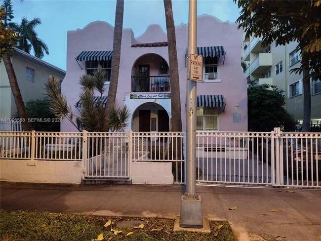710 Pennsylvania Ave in Miami Beach, FL - Building Photo - Building Photo