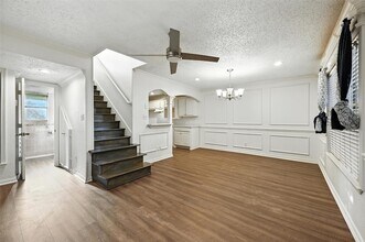 508 E Sanford St in Arlington, TX - Building Photo - Building Photo