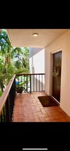 55 Ocean Ln Dr in Key Biscayne, FL - Building Photo - Building Photo