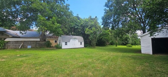 505 Colorado St in Smithville, TX - Building Photo - Building Photo
