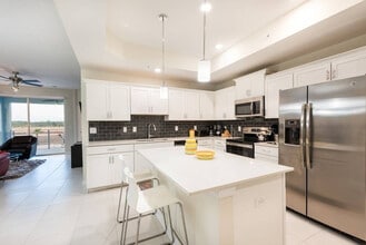 4741 Clock Tower Dr in Kissimmee, FL - Building Photo - Building Photo