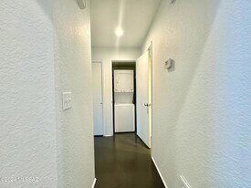 7620 E Callisto Cir, Unit 113 in Tucson, AZ - Building Photo