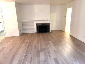 22126 San Miguel St in Los Angeles, CA - Building Photo - Building Photo