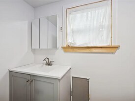 305 American Ave in Butler, PA - Building Photo