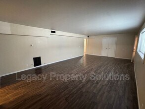 1111 N 18th St in Bismarck, ND - Building Photo - Building Photo