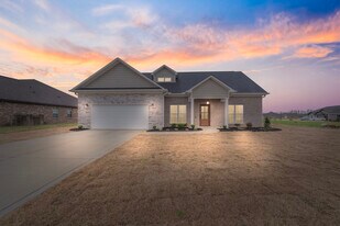 30 Tower Ct in Trinity, AL - Building Photo