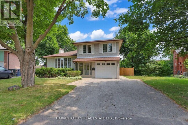 16 Wedgeport Pl in Toronto, ON - Building Photo - Building Photo