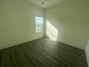 5140-5142 S Chase Cir in Wichita, KS - Building Photo - Building Photo