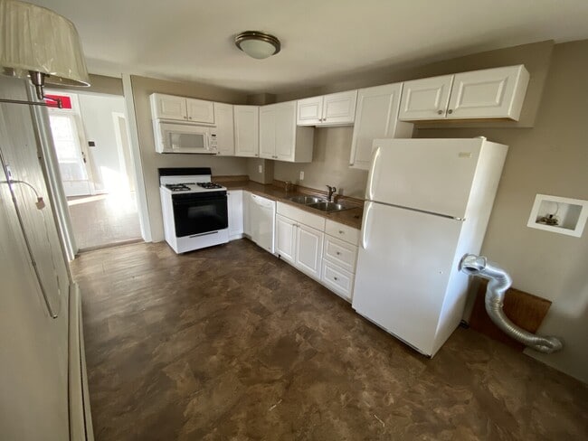 1043 Dreher Ave photo'