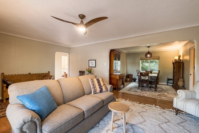 3812 Calle Del Monte NE in Albuquerque, NM - Building Photo - Building Photo