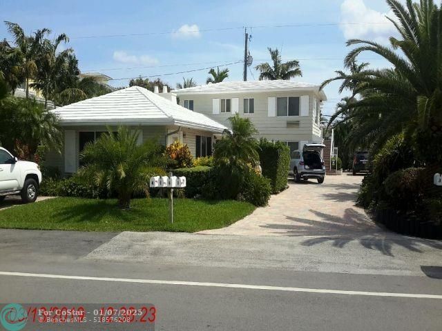 4320 Sea Grape Dr in Lauderdale-by-the-Sea, FL - Building Photo