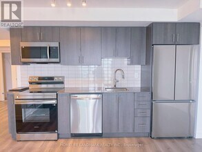 1010 Sandy Beach Rd in Pickering, ON - Building Photo - Building Photo